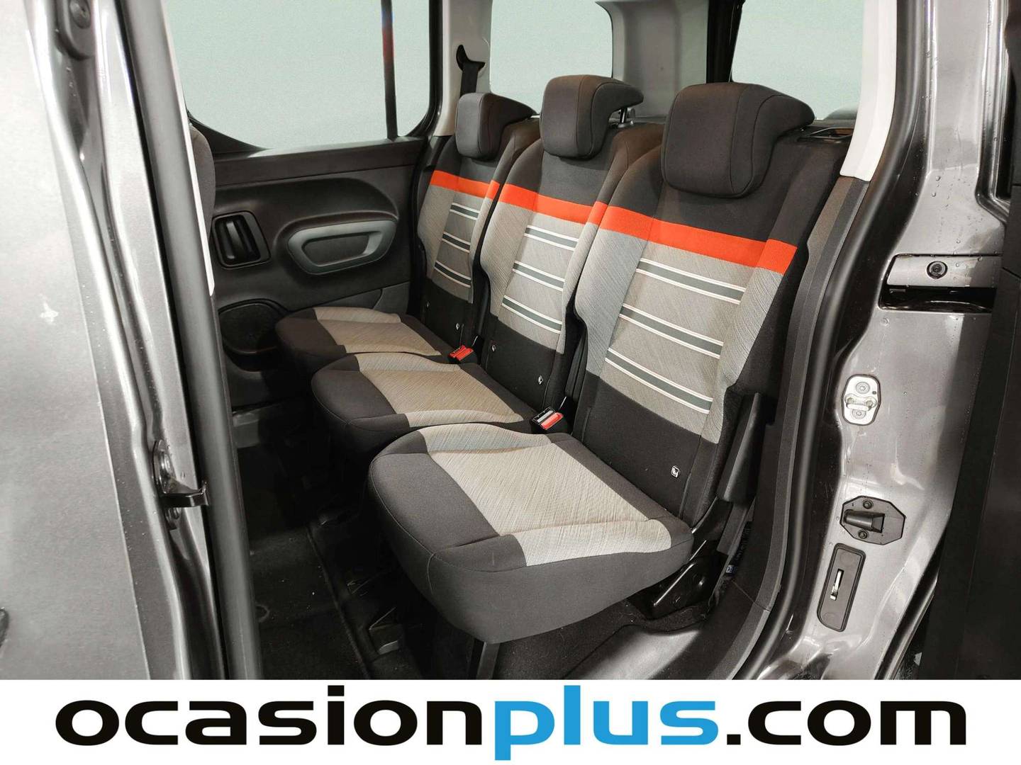 Foto asientos traseros Citroën Berlingo Citroën Berlingo BlueHDi 130 S&S Talla M Shine (130 CV)