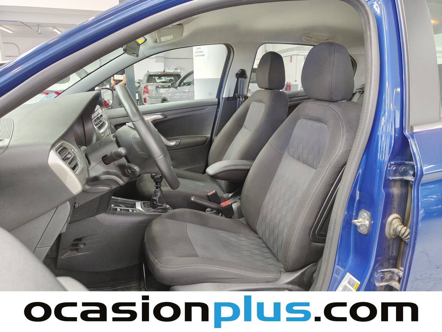 Foto Citroën C-Elysée Citroen C-Elysee BlueHDi 100 Shine (102 CV)