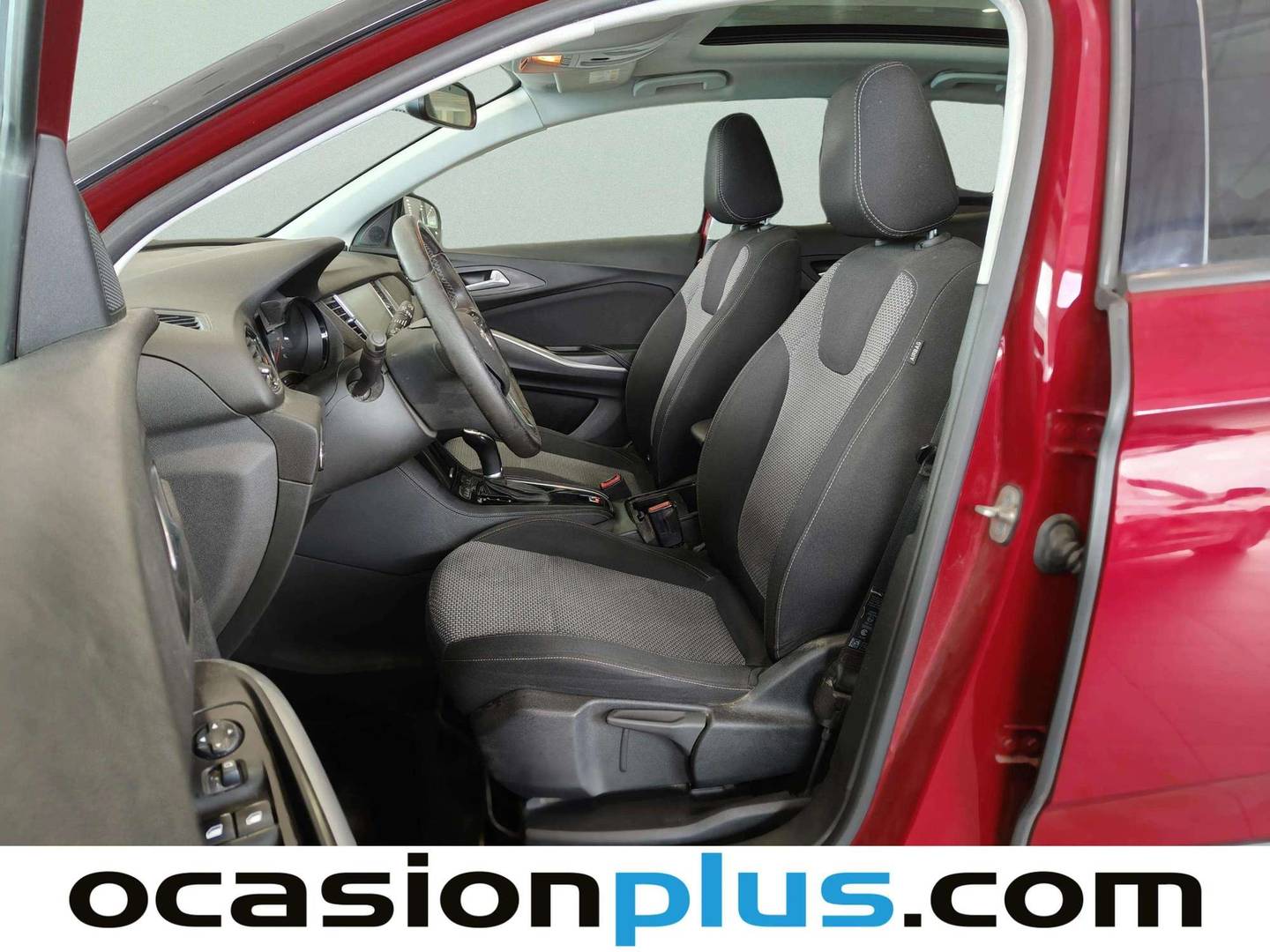 Foto asientos delanteros Opel Grandland X Opel Grandland X 1.5 CDTi 120 Aniversario Auto (130 CV)