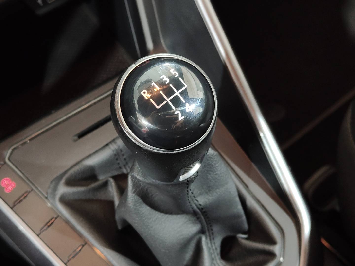 Foto Volkswagen Polo Volkswagen Polo Advance 1.0 TSI (95 CV)