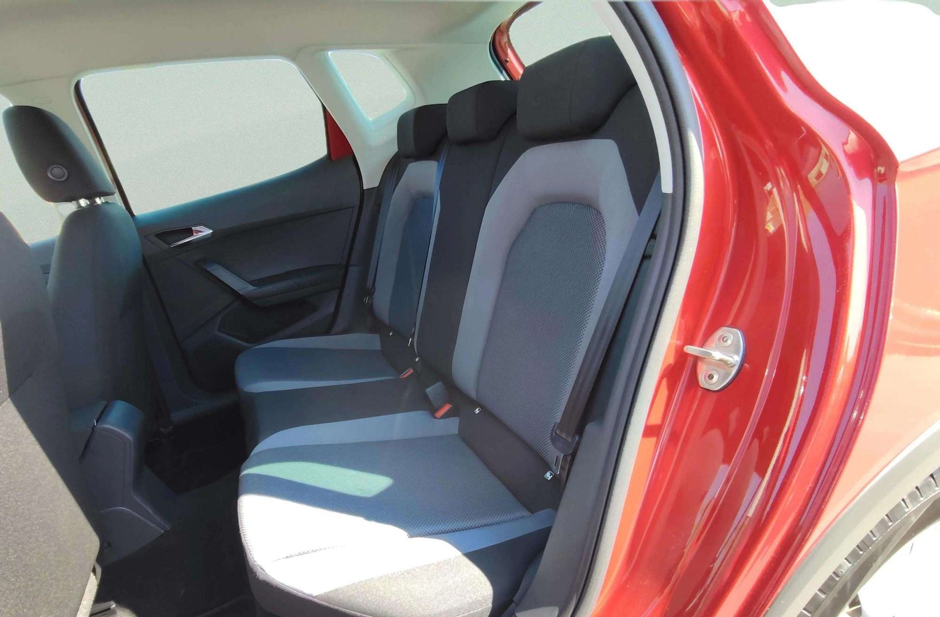 SEAT Arona 1.0 TGI Style Go - foto 12