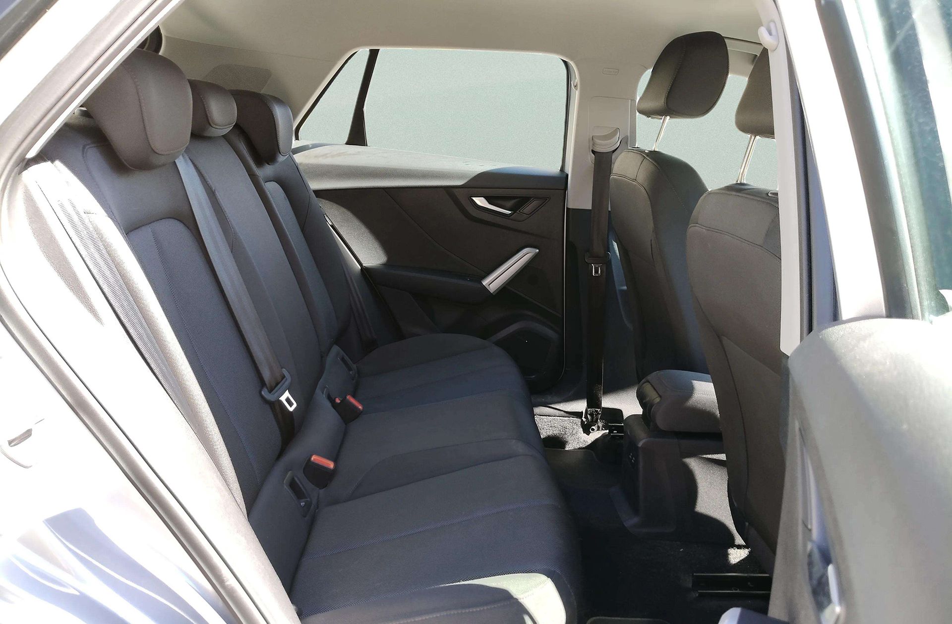 Audi Q2 Advanced 35 TDI S tronic - foto 20