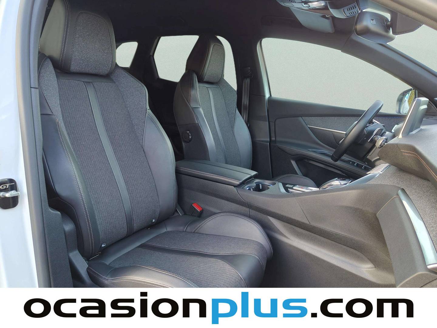 Foto Peugeot 3008 Peugeot 3008 BlueHDI 130 S&S GT Line EAT8 (130 CV)