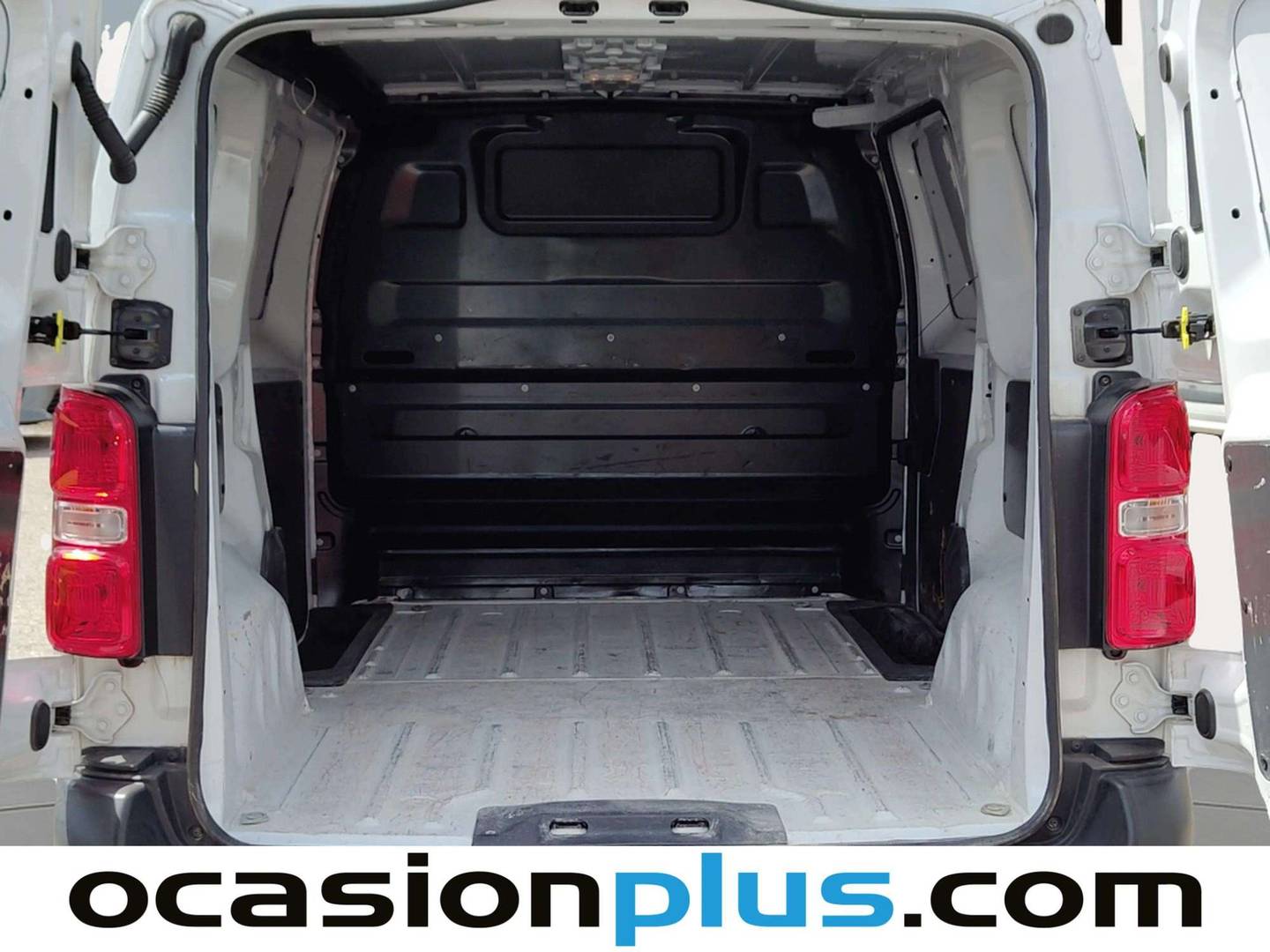 Foto asientos traseros Citroën Jumpy Citroën Jumpy Furgon BlueHDi 100 Talla M (102 CV)