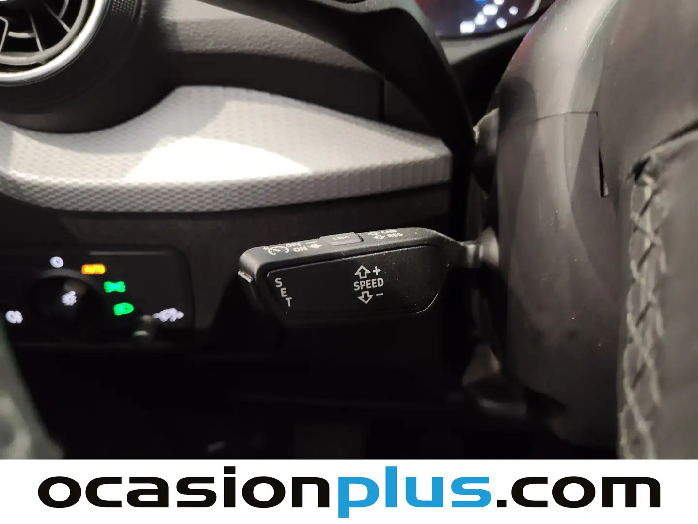 Foto Audi Q2 Audi Q2 Advanced 30 TDI (116 CV)