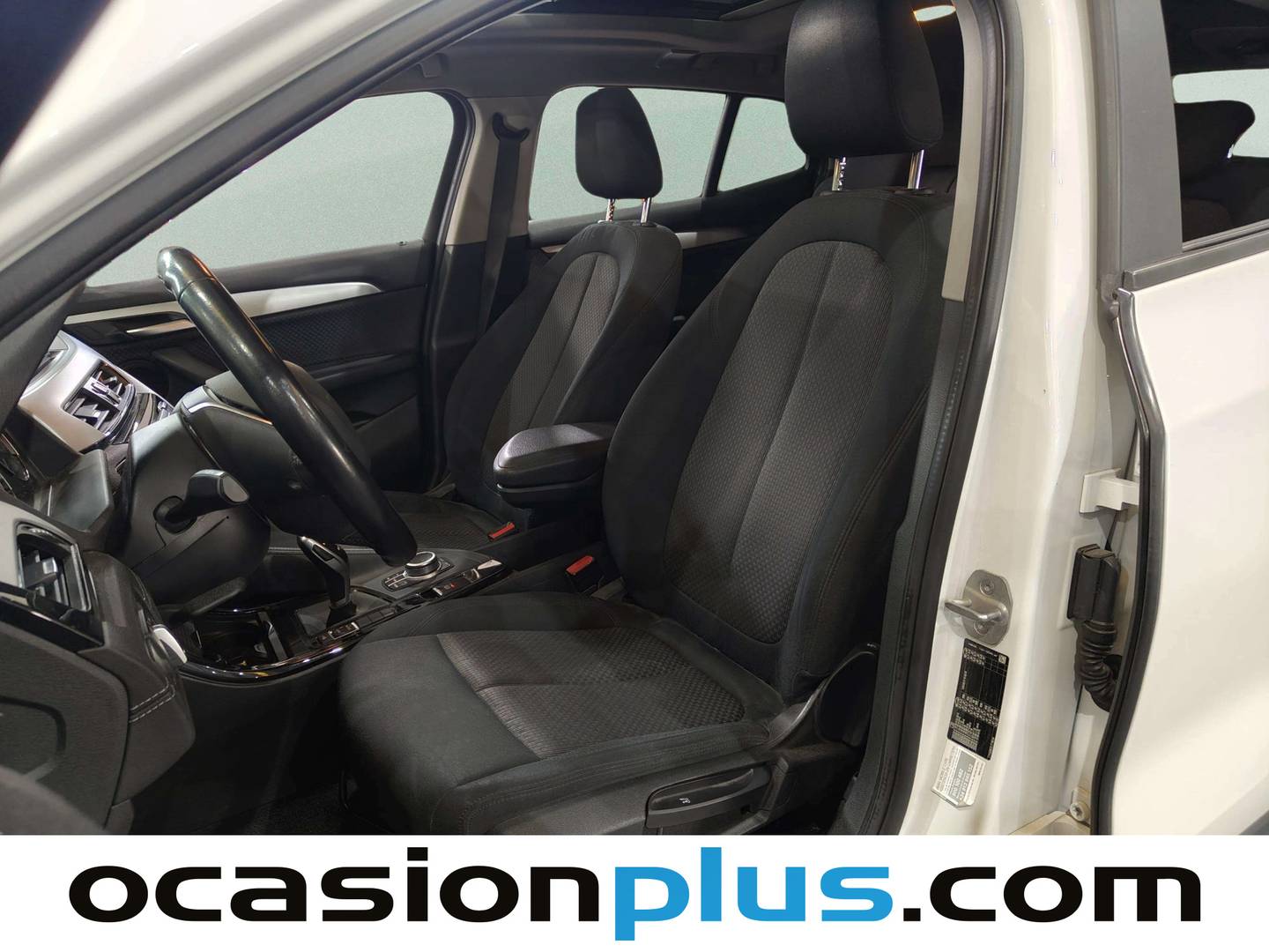 Foto asientos delanteros BMW X2 BMW X2 sDrive18i (140 CV)