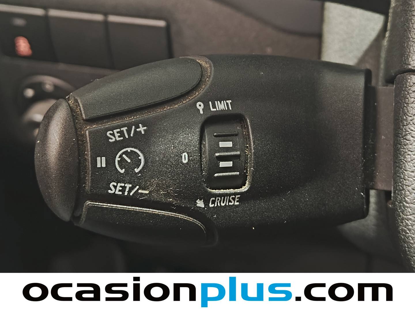 Extras y acabados del Peugeot Partner Peugeot Partner Tepee BlueHDi 100 Access (100 CV)