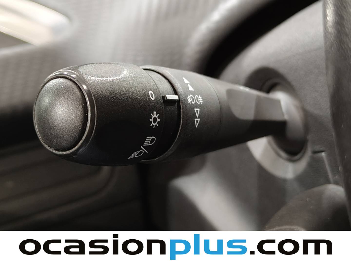 Equipamiento del Peugeot 208 Peugeot 208 1.6 BlueHDi Style (75 CV)