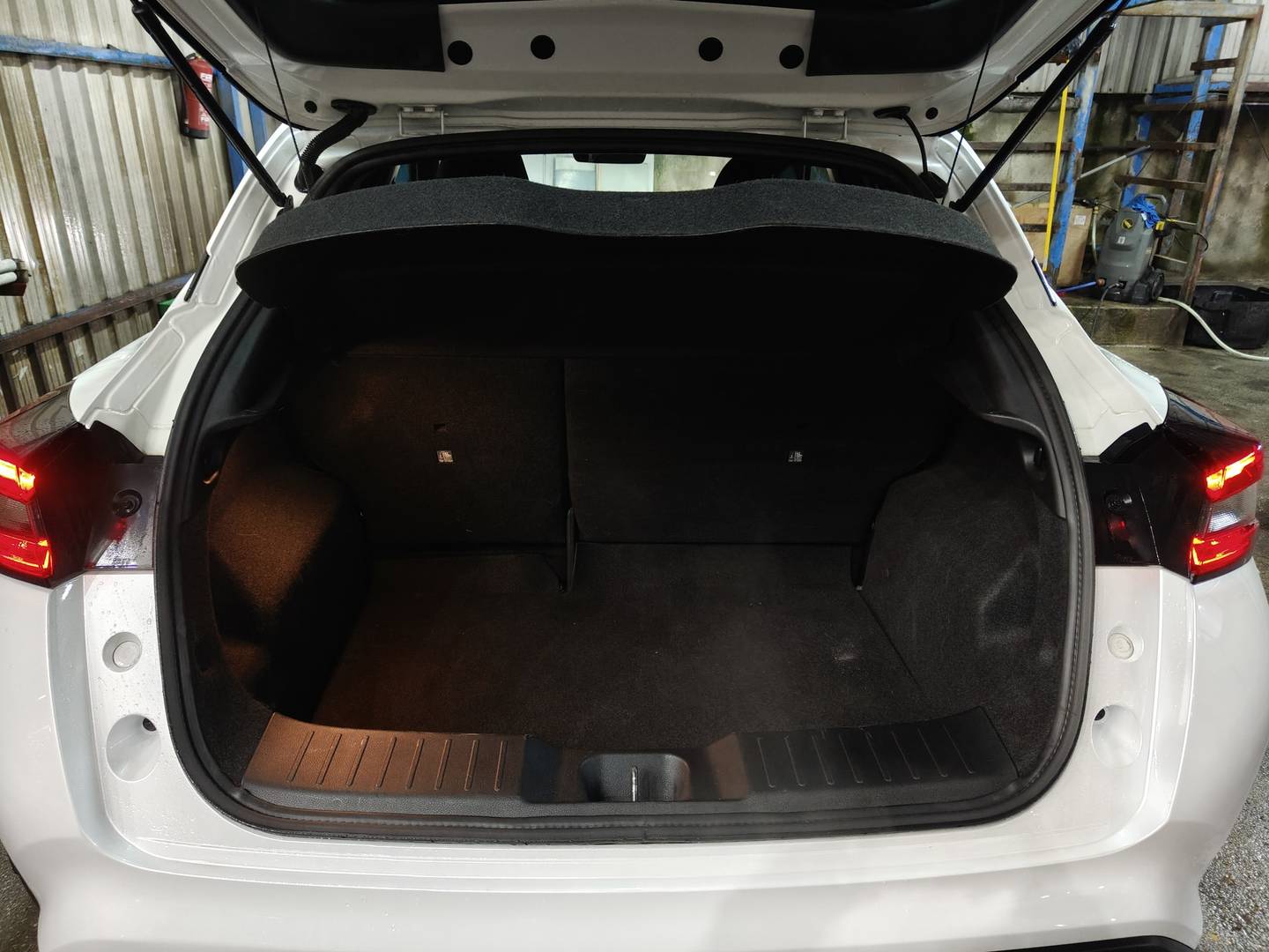 Foto Nissan JUKE Nissan Juke DIG-T N-Connecta 4x2 (114 CV)