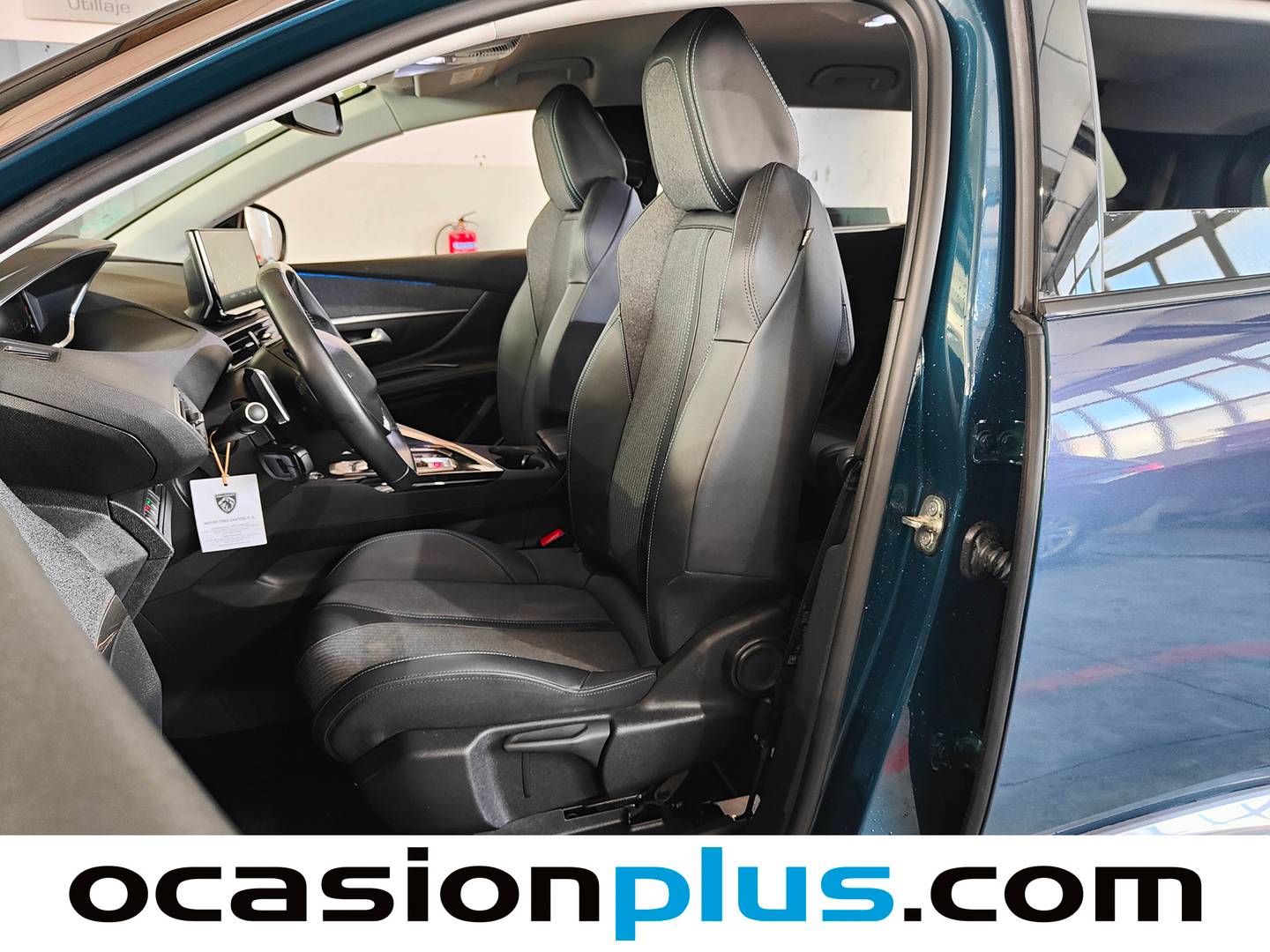 Foto asientos traseros Peugeot 5008 Peugeot 5008 PureTech 130 S&S Allure Pack EAT8 (130 CV) 7 Plazas