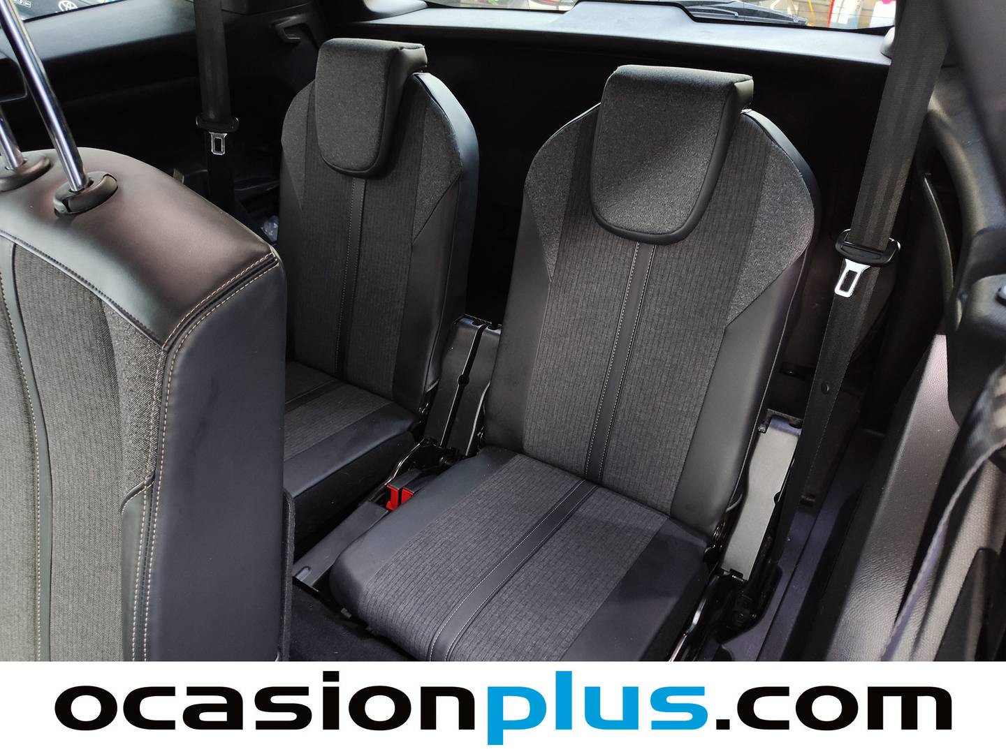 Foto Peugeot 5008 Peugeot 5008 1.6L BlueHDi GT-Line S&S EAT6 (120 CV) 7 Plazas