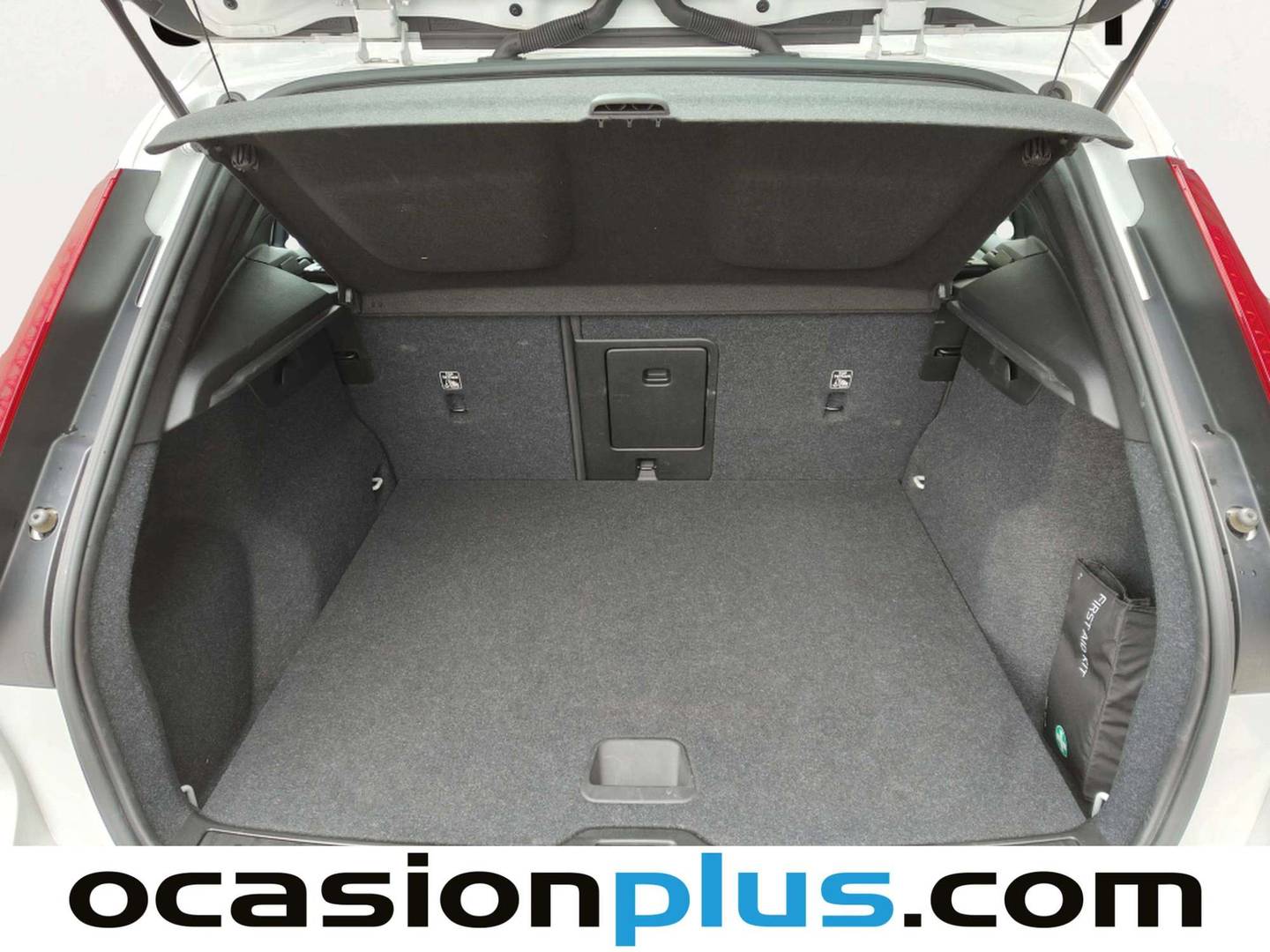 Fotos maletero Volvo XC40 Volvo XC40 T3 Momentum (156 CV)