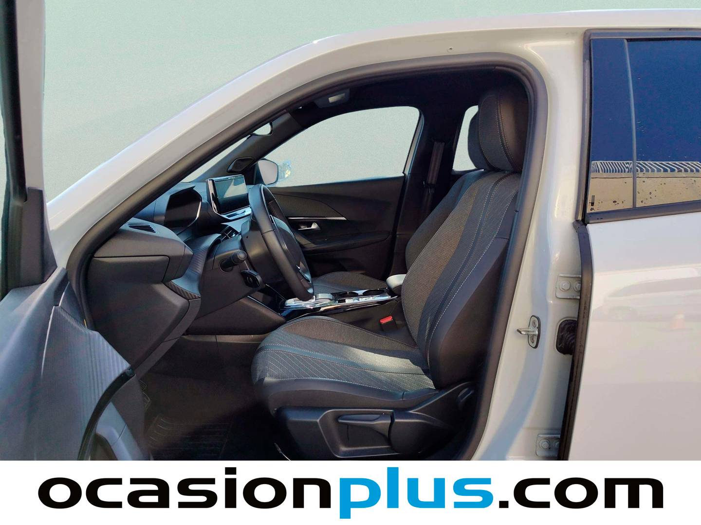 Foto asientos delanteros Peugeot 2008 Peugeot 2008 Allure Hybrid eDCS6 (145 CV)