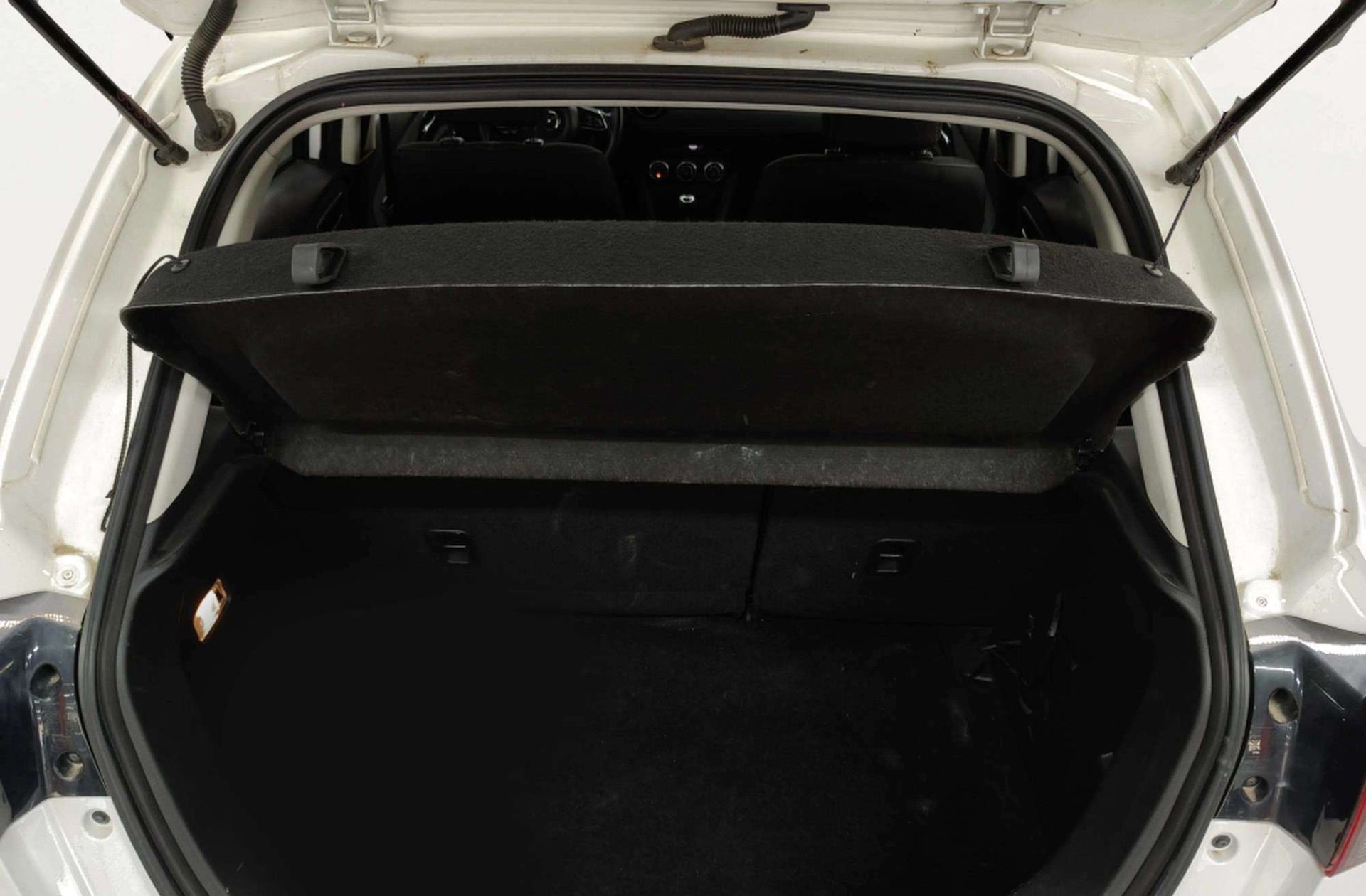Mazda Mazda2 1.5 DE Luxury - foto 15