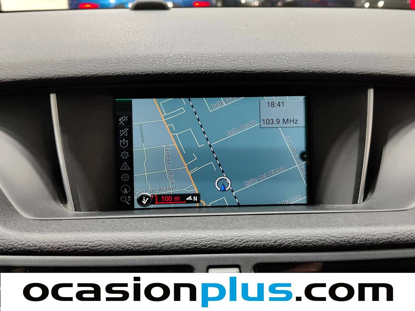 Extras y acabados del BMW X1 BMW X1 xDrive18d (143 CV)