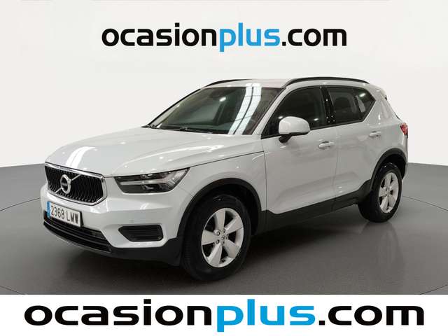 Volvo XC40 T2 Momentum Core (129 CV) de segunda mano