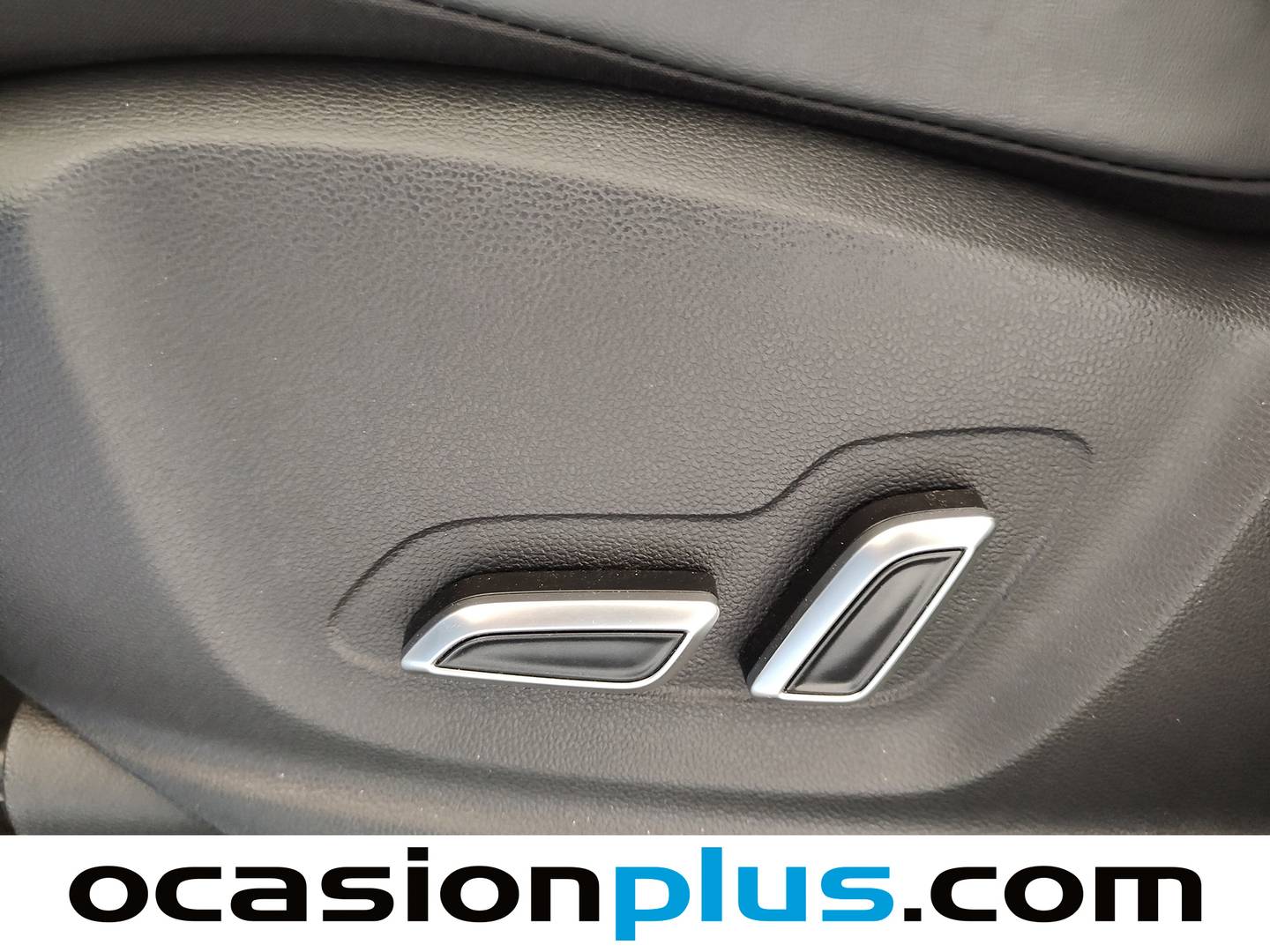 Extras y acabados del MG eHS MG eHS 1.5 T-GDI PHEV Luxury (258 CV)