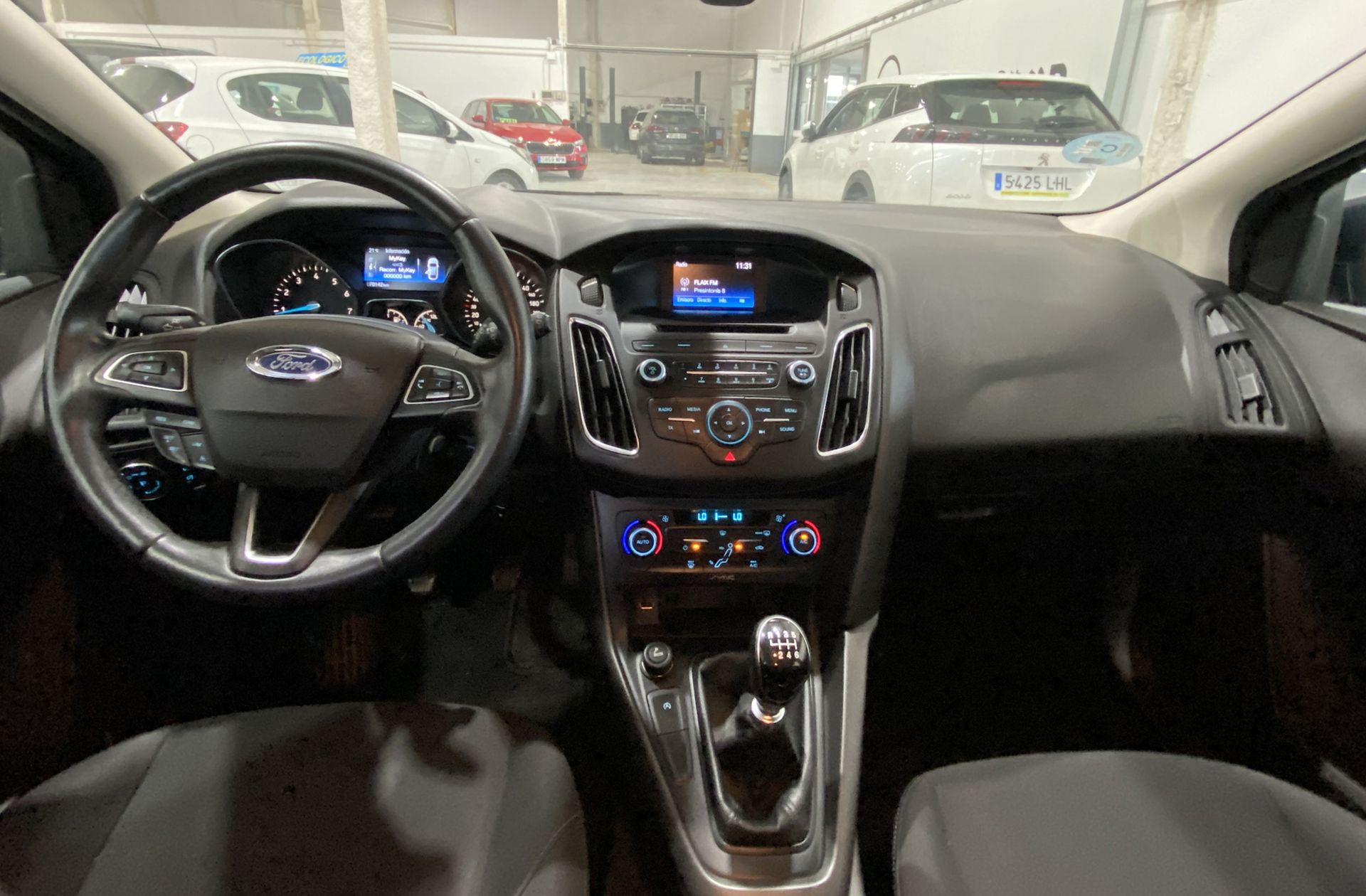 Ford Focus 1.0 EcoBoost Trend+ - foto 6