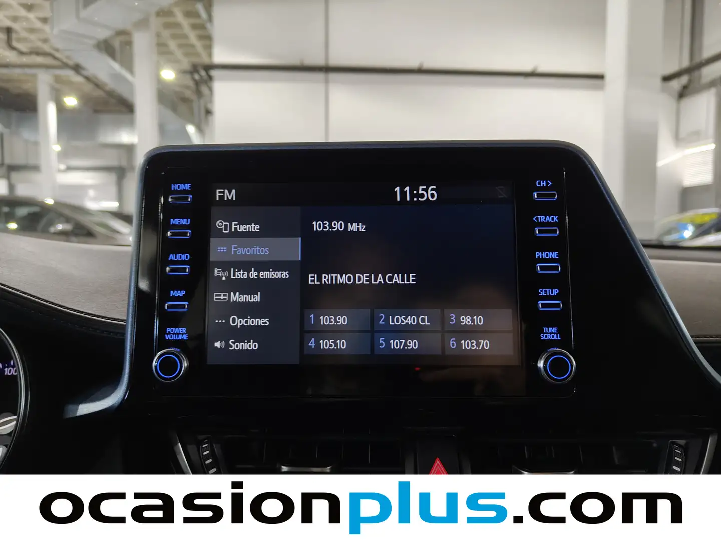 Foto Toyota C-HR Toyota C-HR 1.8 125H Advance (122 CV)