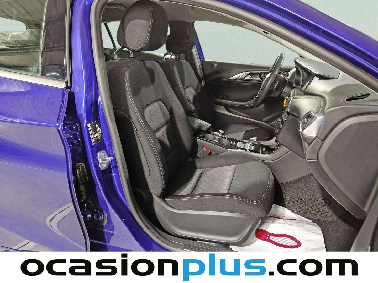 Foto Infiniti Q30 Infiniti Q30 1.6 TC Premium 7DCT (156 CV)