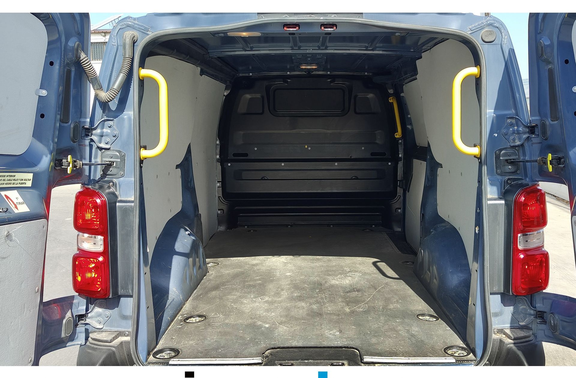 Citroën Jumpy Furgon BlueHDi 100 Talla XL - foto 18