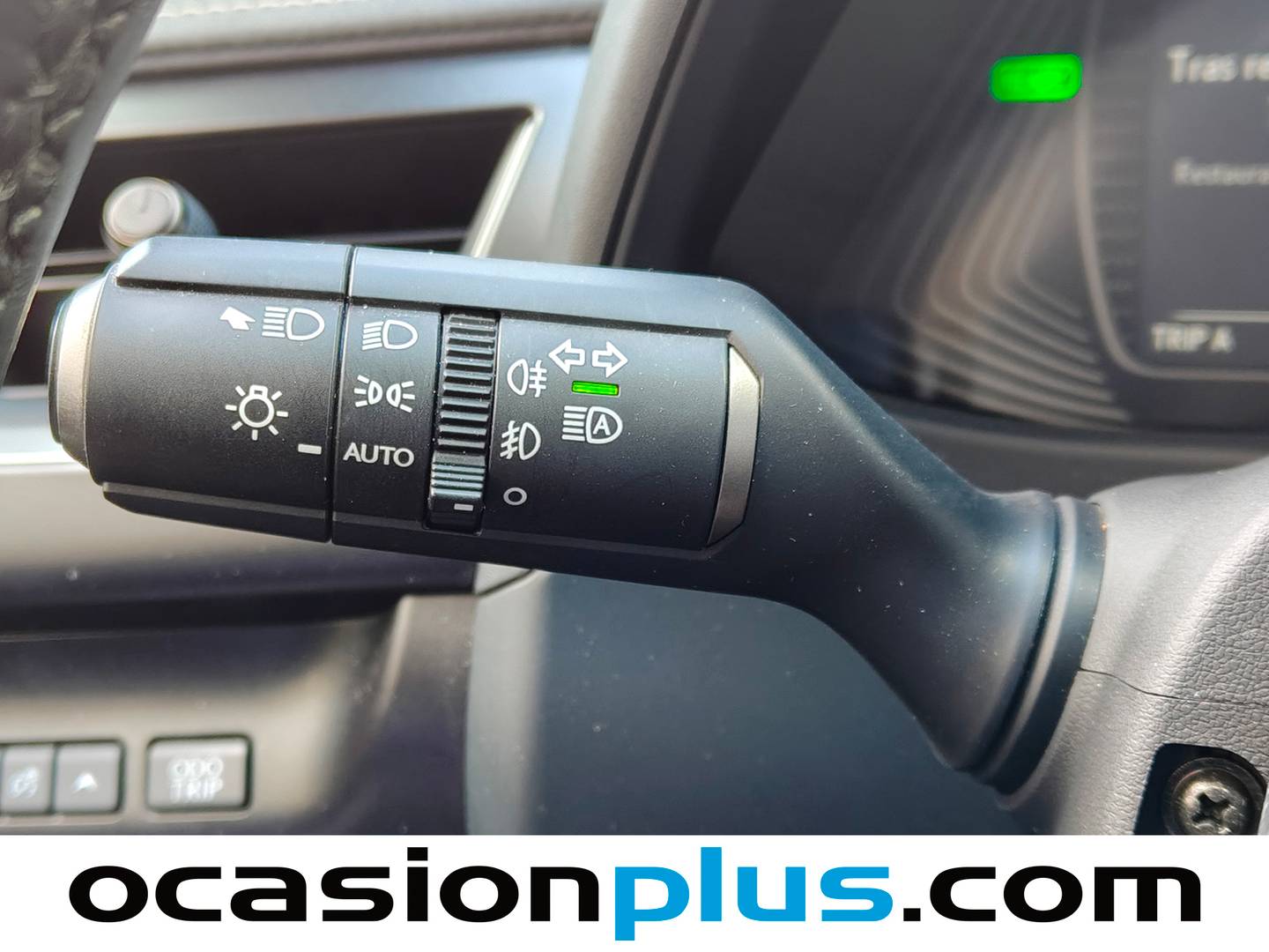 Lexus UX Lexus UX 250h Business 2WD (184 CV) de ocasión