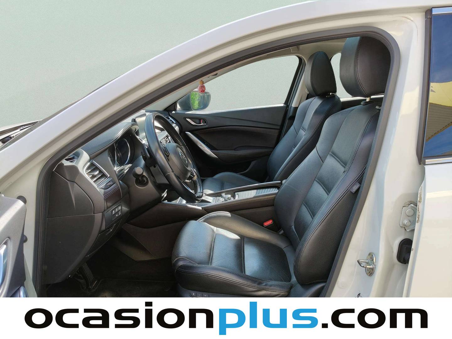 Foto asientos delanteros Mazda Mazda6 Mazda Mazda 6 2.2 DE Luxury + Pack Premium + Pack Travel + SR (175 CV)