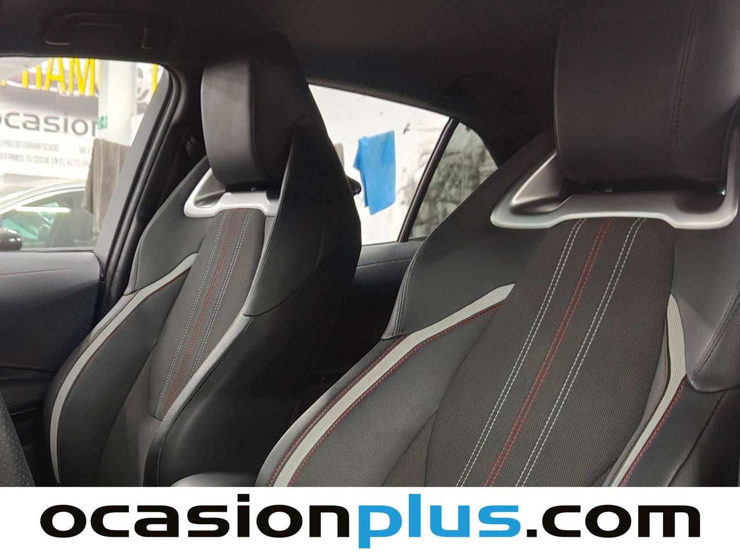 Extras y acabados del Toyota Corolla Toyota Corolla 180H GR-SPORT E-CVT (184 CV)