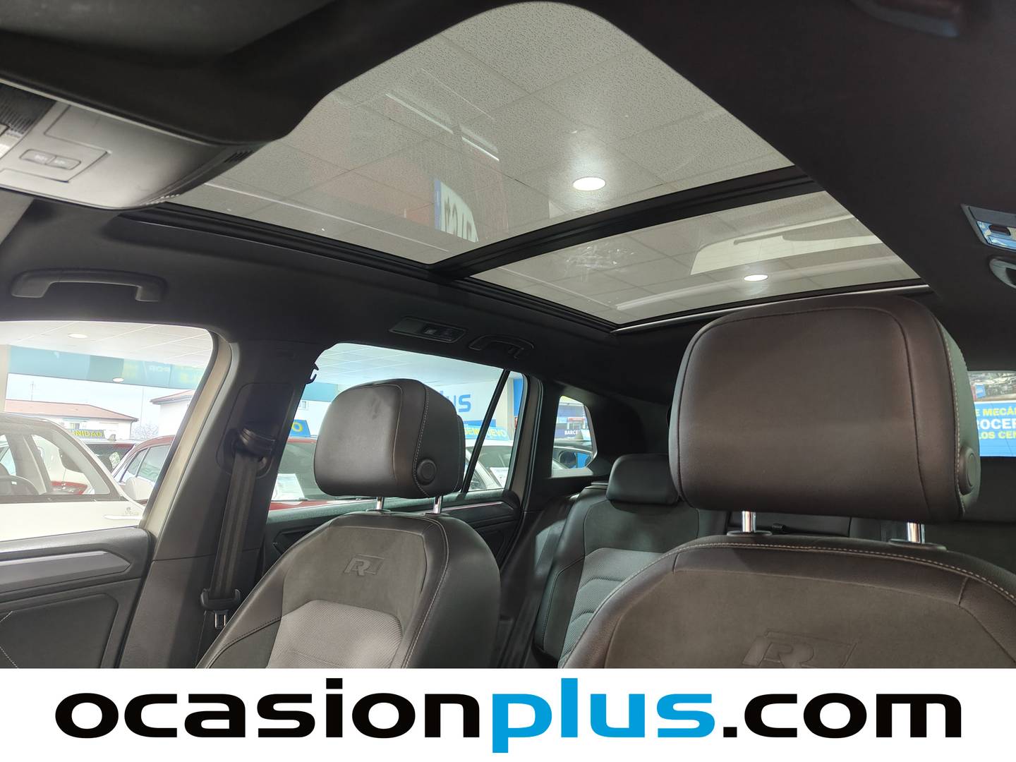 Extras y acabados del Volkswagen Tiguan Volkswagen Tiguan Sport 1.4 TSI 4Motion (150 CV) DSG PACK R-Line