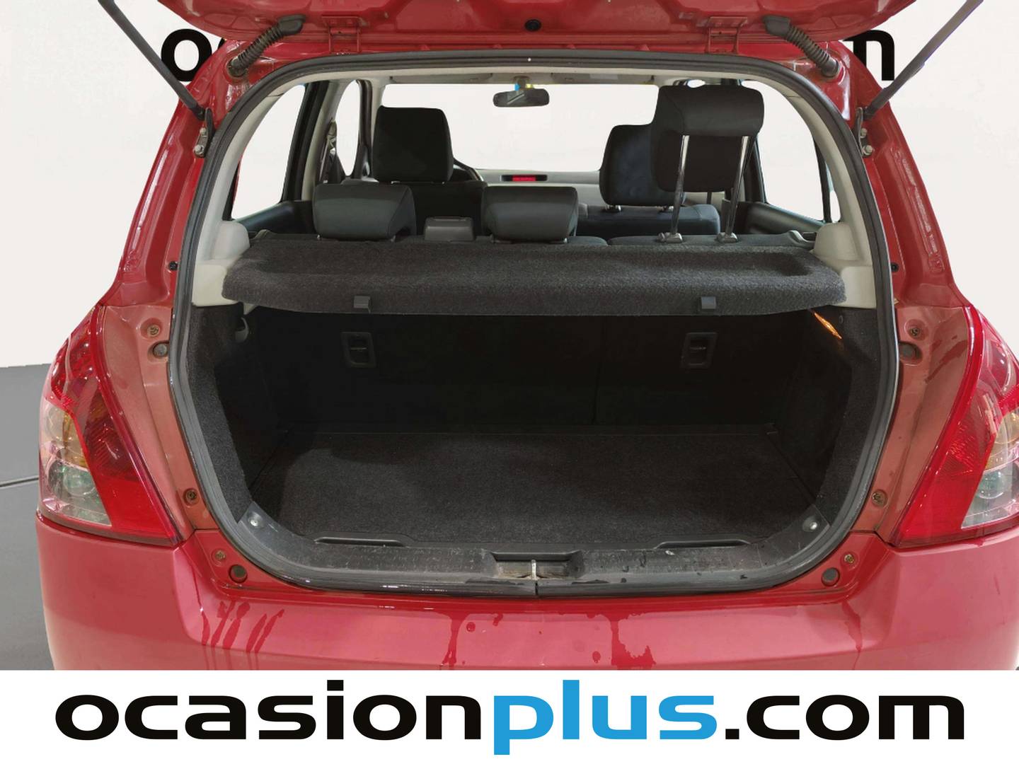 Fotos maletero Suzuki Swift Suzuki Swift 1.3 GL (92 CV)