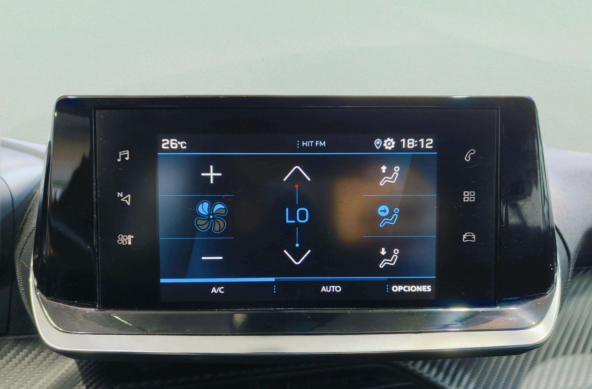 Peugeot 2008 PureTech 100 Active Pack - foto 30