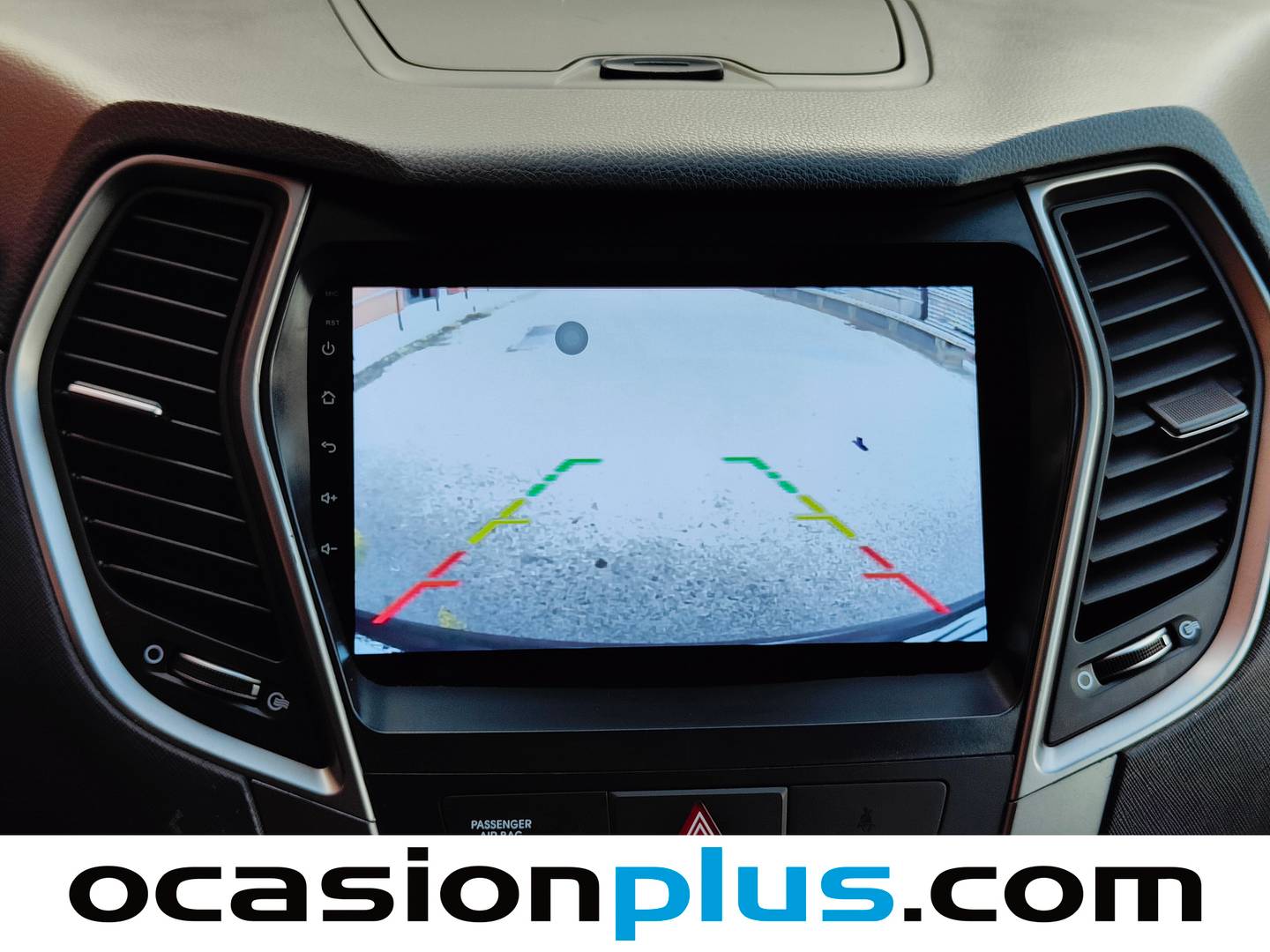 Extras y acabados del Hyundai Santa Fe Hyundai Santa Fe 2.0 CRDI Essence 4x2 (150 CV) 7 Plazas