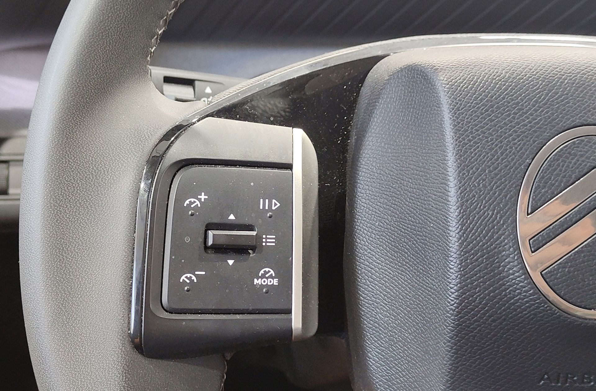 Citroën C3 Aircross Hybrid 145 Plus e-DCS6 - foto 25