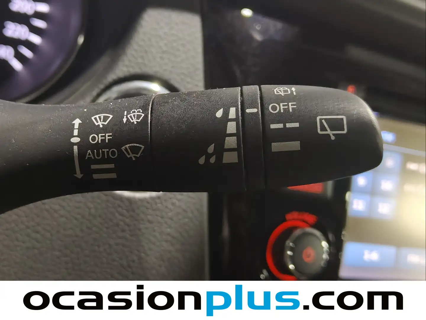 Foto Nissan QASHQAI Nissan Qashqai DIG-T 115 N-Connecta 4x2 XTronic (115 CV)