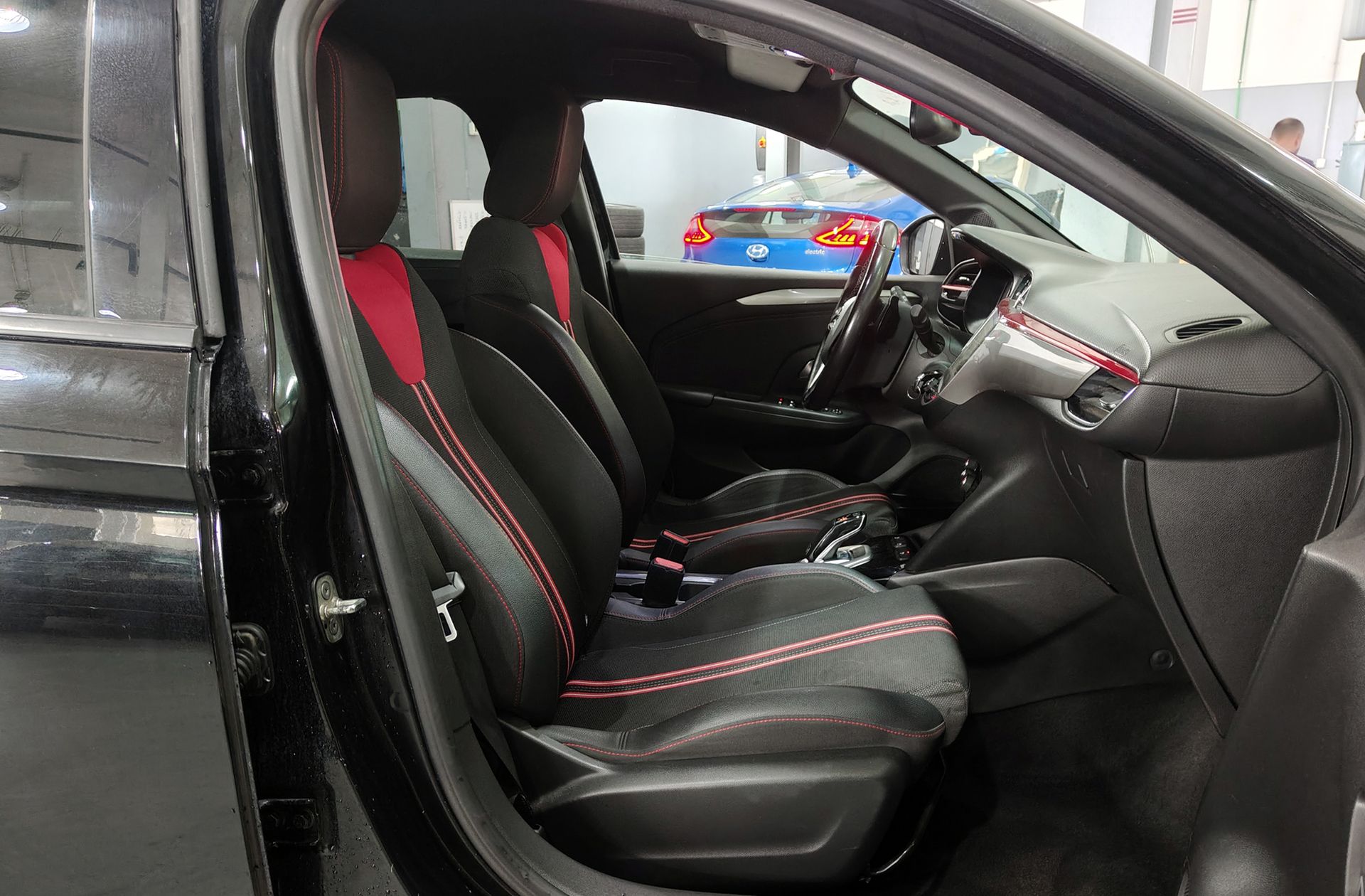 Opel Corsa 1.2 Turbo XHT GS-Line - foto 19