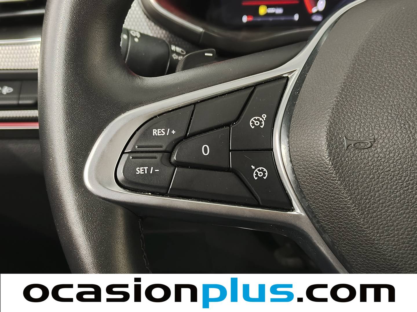 Accesorios del Renault Arkana Renault Arkana Techno TCe 140 Mild hybrid EDC 103 kW (140 CV)