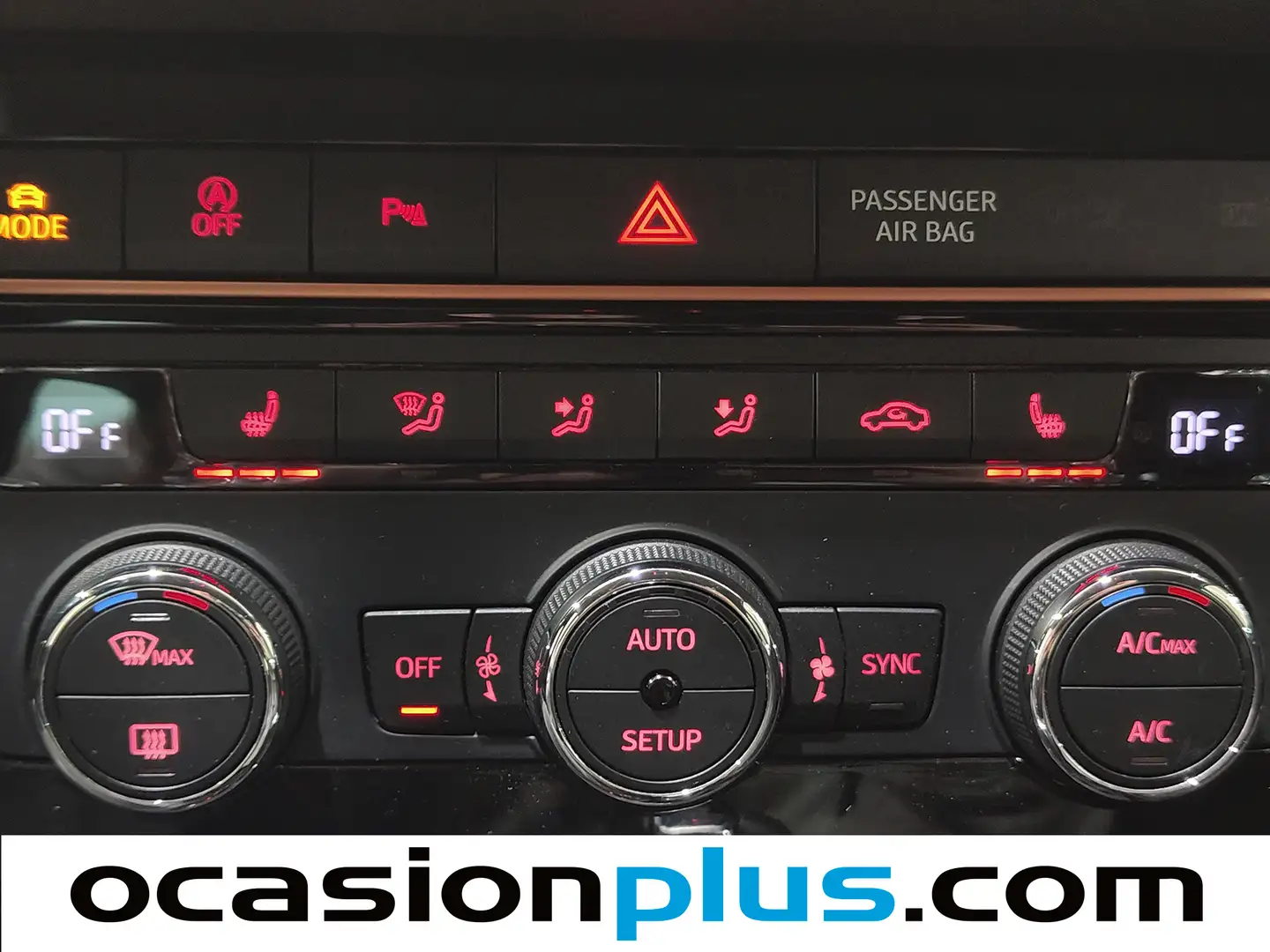 Foto Seat León SEAT León 1.4 TSI S&S ACT FR Plus DSG7 (150 CV)