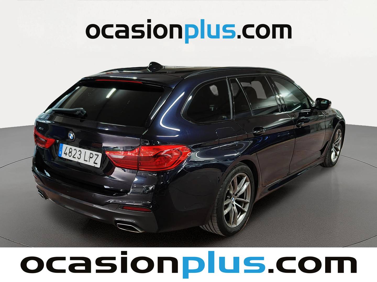 Foto trasera BMW Serie 5 BMW Serie 5 520d xDrive Touring (190 CV) Pack M derecha