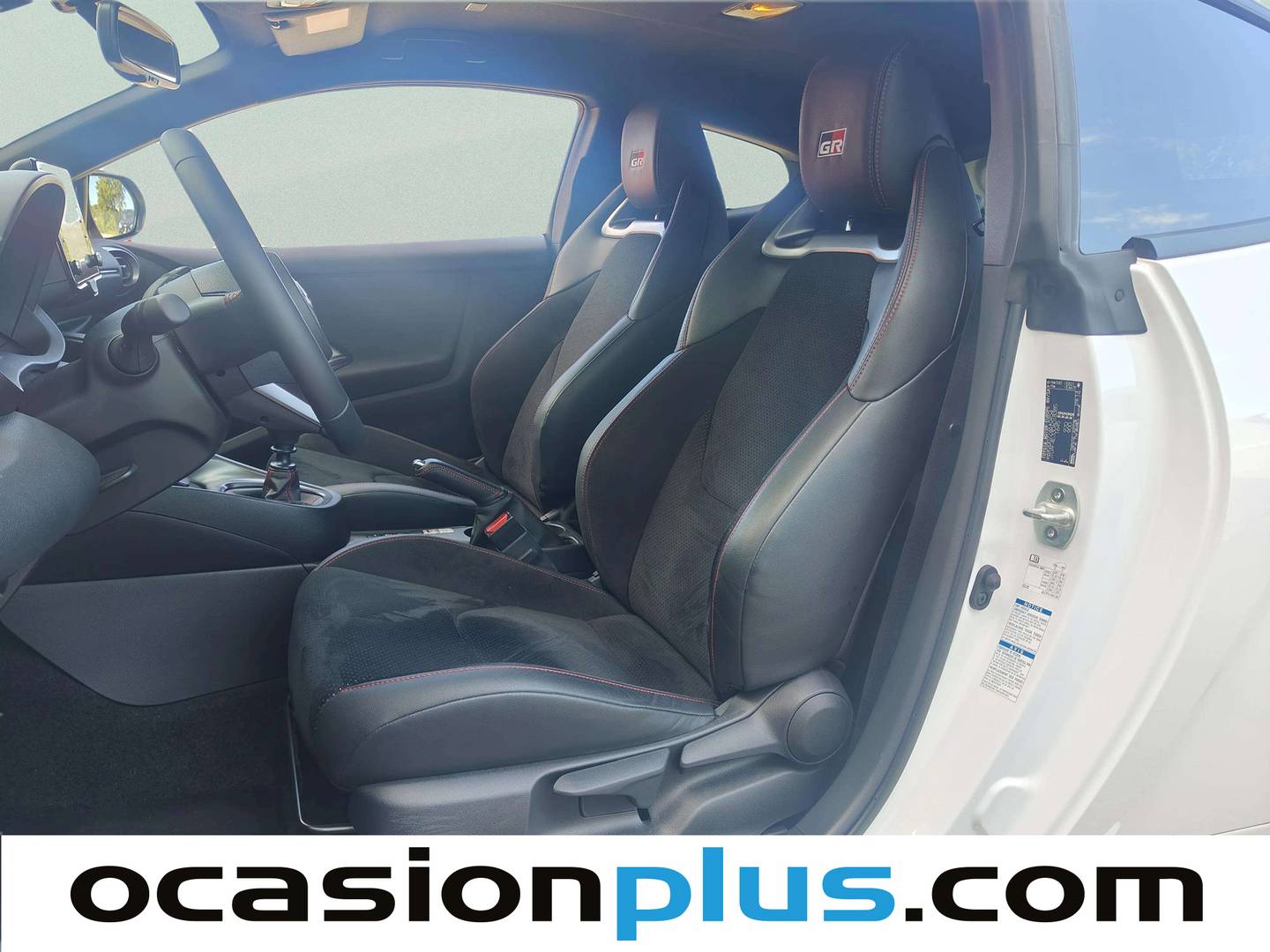 Foto asientos delanteros Toyota GR Yaris Toyota GR Yaris 1.6 RZ 261CV