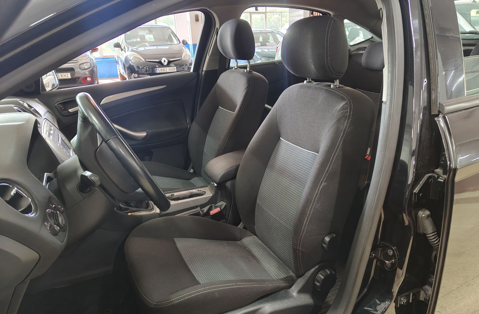 Ford Mondeo 1.8 TDCi Econetic - foto 9