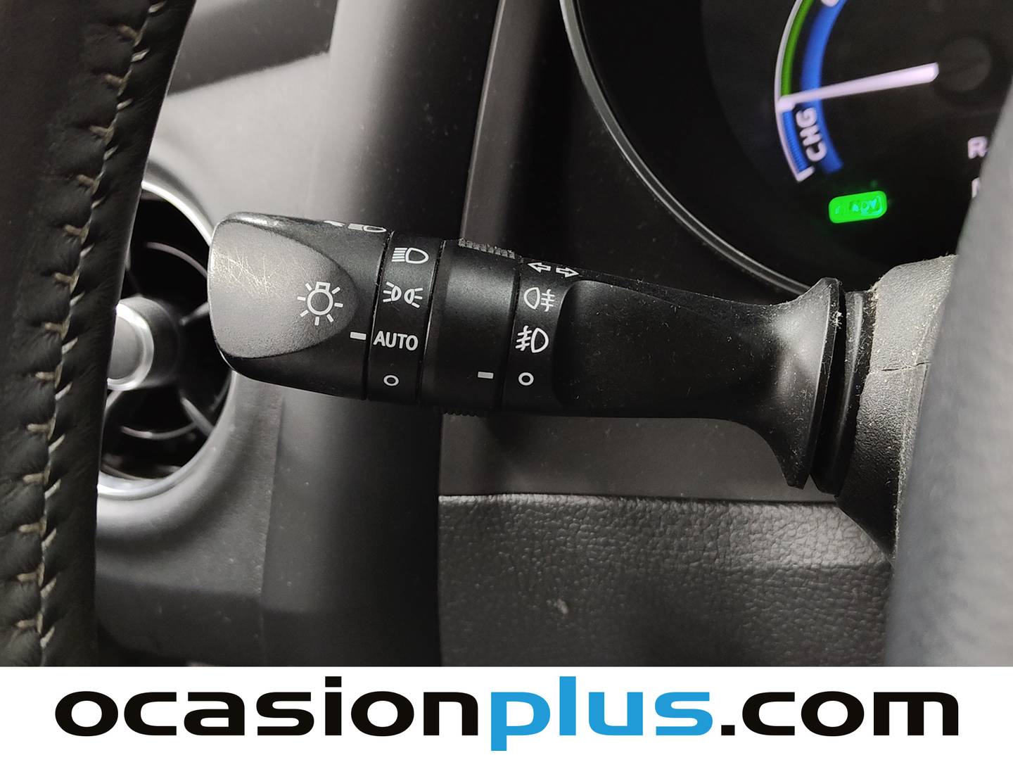 Equipamiento del Toyota Auris Toyota Auris 140H Hybrid Touring Sports Feel! (136 CV)