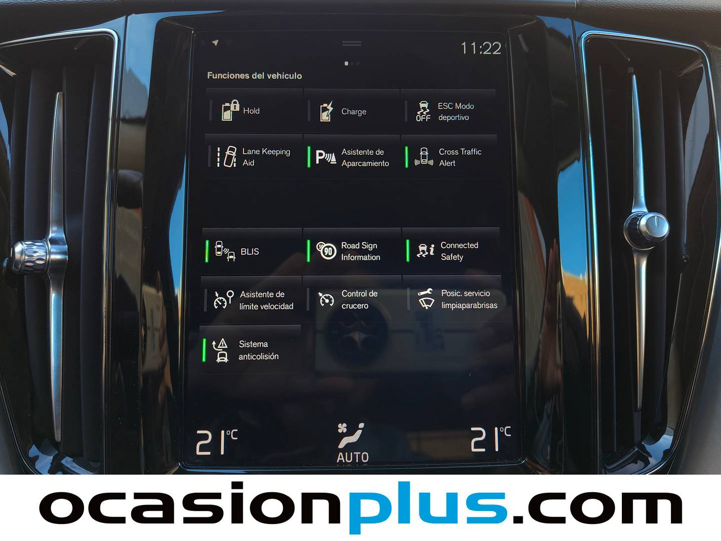 Acabados Volvo XC60 Volvo XC60 T8 Momentum AWD Auto (390 CV)