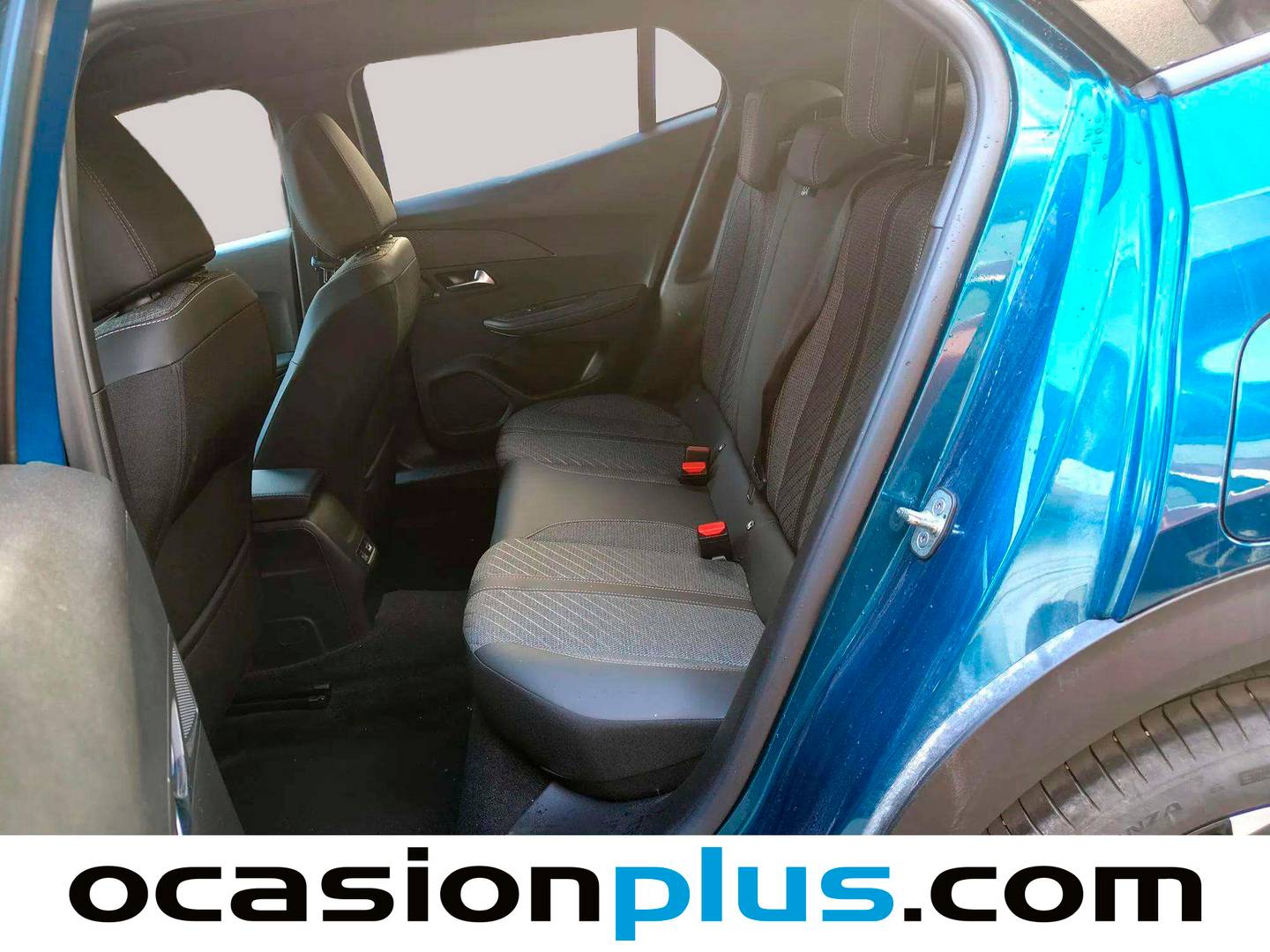 Foto asientos traseros Peugeot 2008 Peugeot 2008 Allure Hybrid eDCS6 (145 CV)