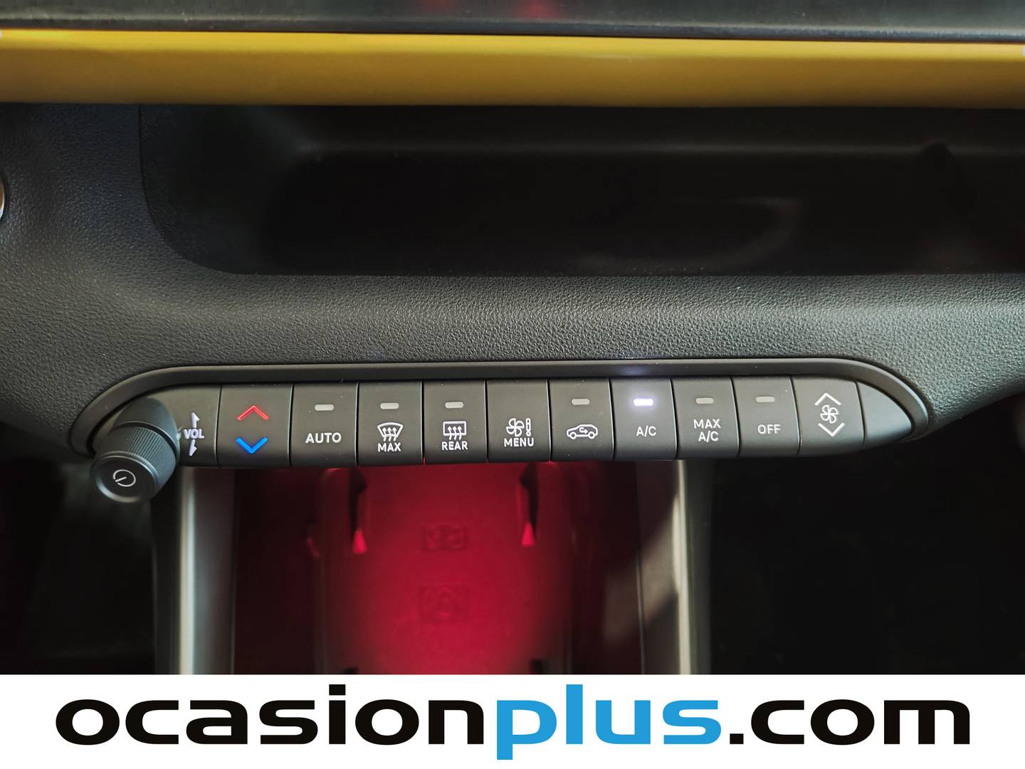 Foto Jeep Avenger Jeep Avenger 1.2 G Summit (100 CV)