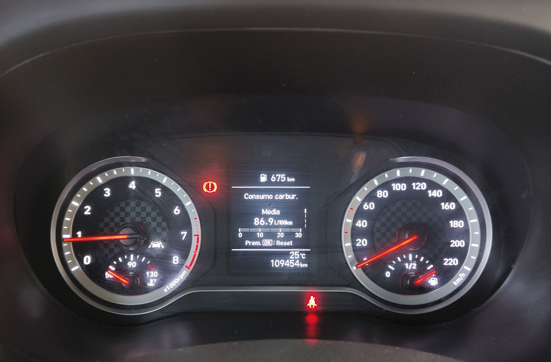 Hyundai i10 1.0 Essence - foto 18