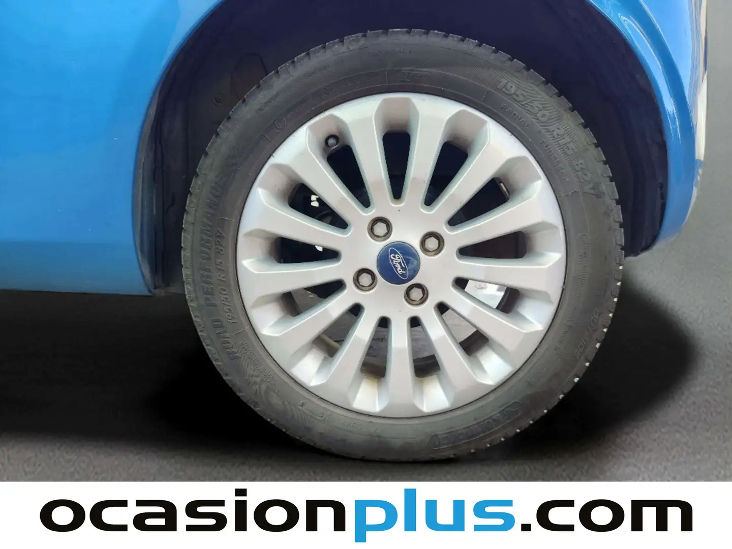 Foto Ford Ka Ford Ka 1.2 Titanium  (69 CV)