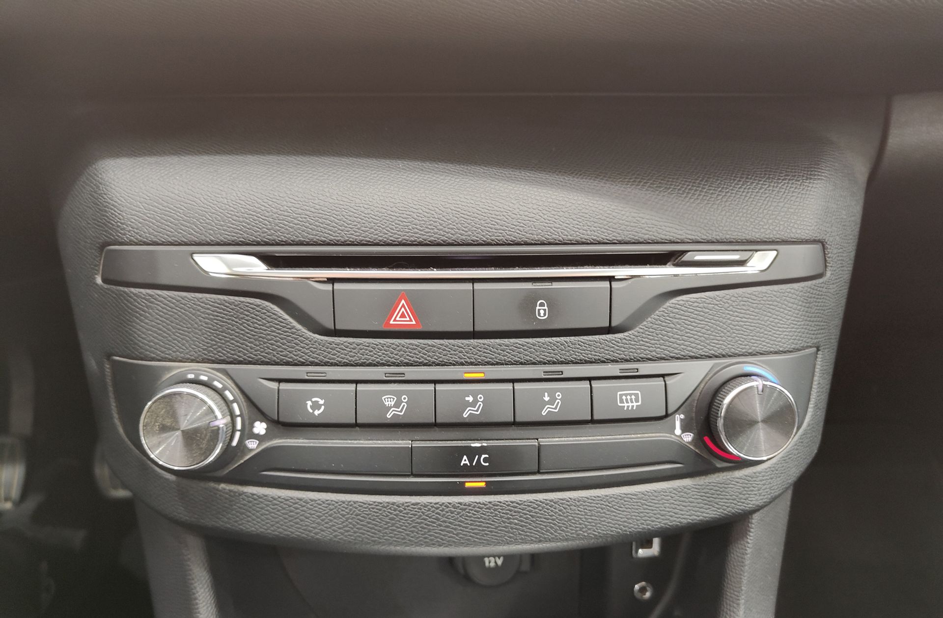 Peugeot 308 1.2 PureTech Access - foto 20
