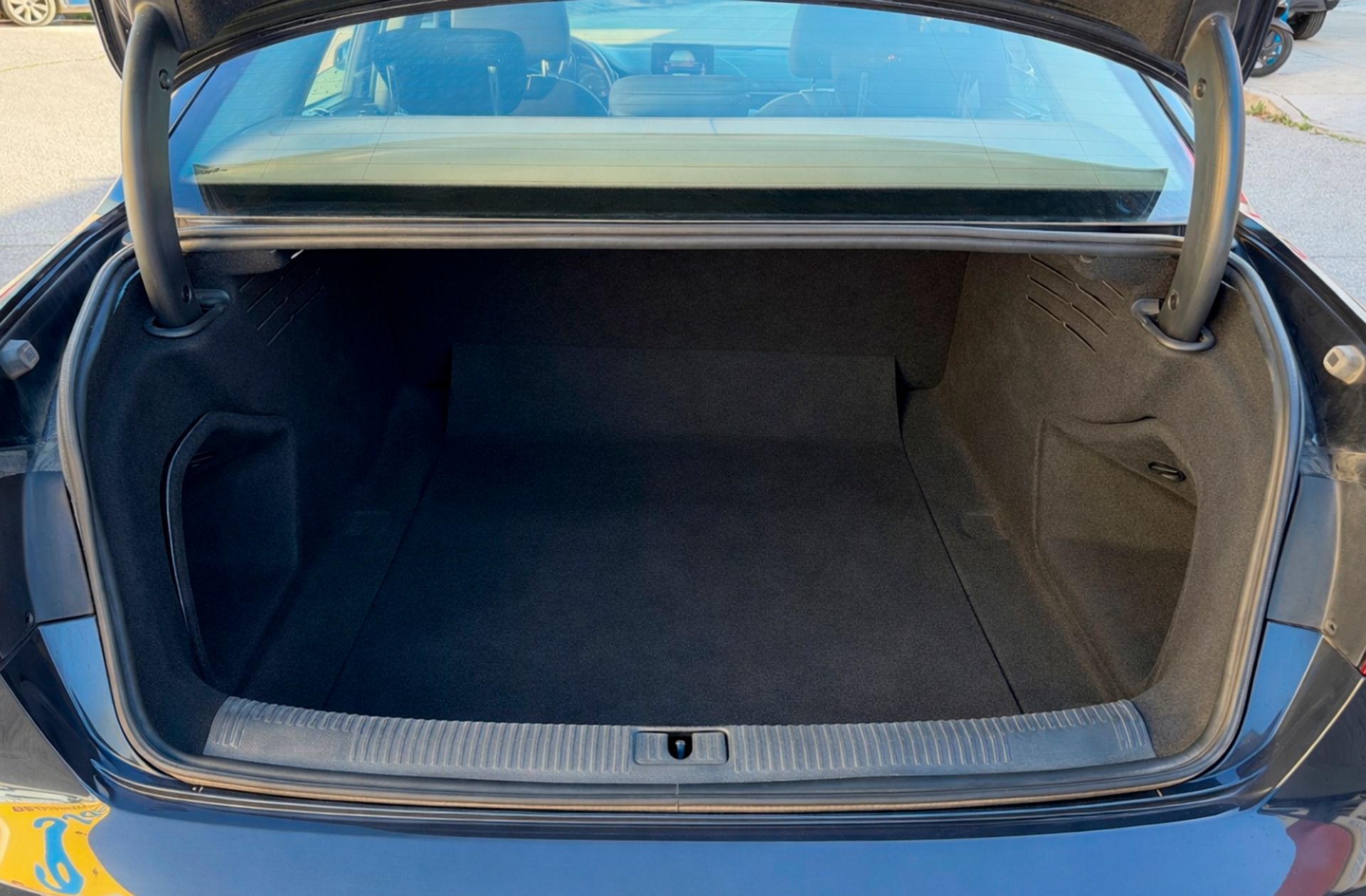 Audi A4 Advanced edition 2.0 TDI - foto 17