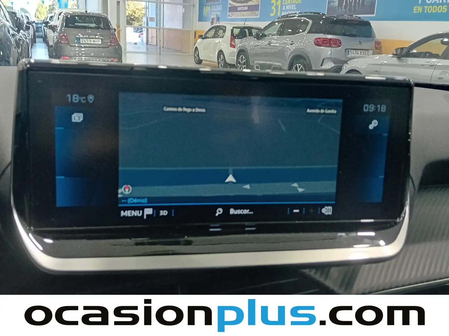 Foto Peugeot 2008 Peugeot 2008 PureTech 130 S&S Allure Pack EAT8 (130 CV)