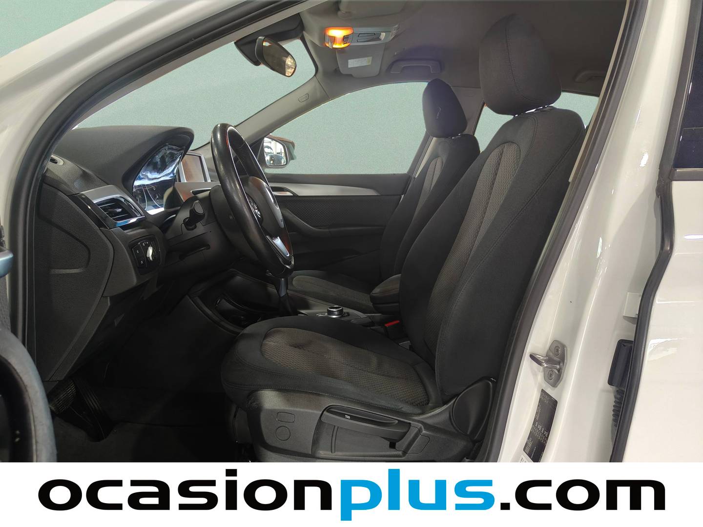 Foto asientos delanteros BMW X1 BMW X1 sDrive18d (150 CV)